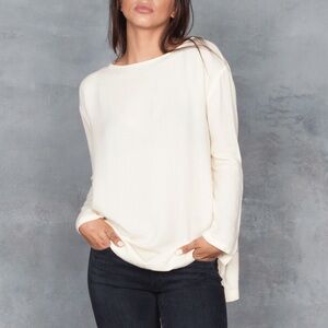 Black Crane long slit top